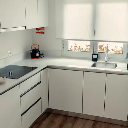 Shellter By The Sea Apartment *