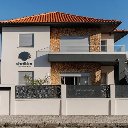 Shellter By The Sea Daire